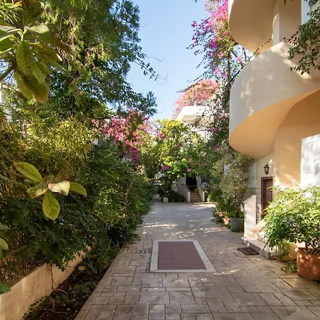 Virginia Apartment Palaiochora